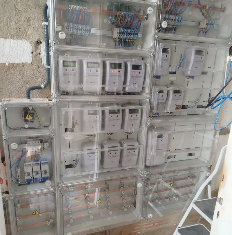 Centralización de contadores eléctricos y sus conexiones